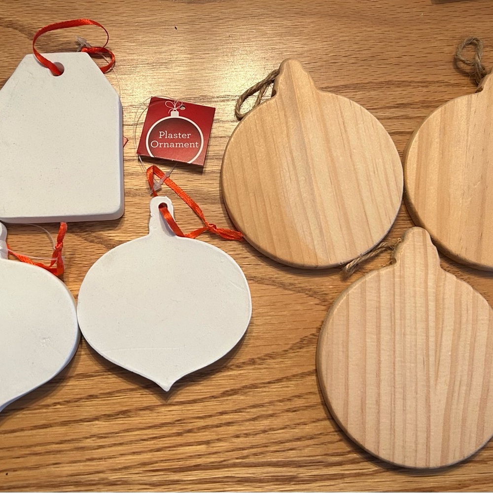 Holiday Plaster and Wood Ornament Set